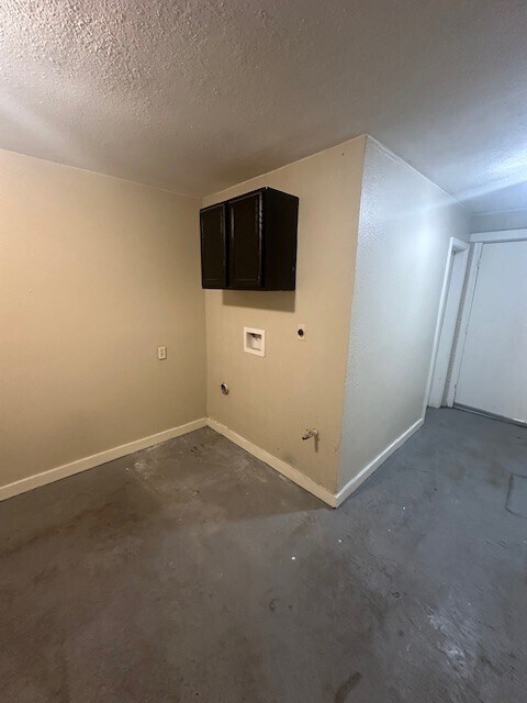 Building Photo - 3906 Madden Ln