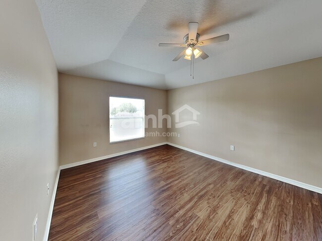 Building Photo - 12812 Standbridge Dr