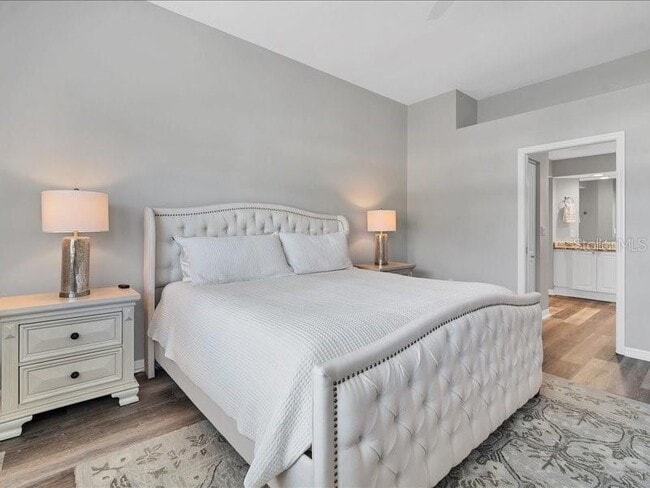 Building Photo - 3701 54th Dr W