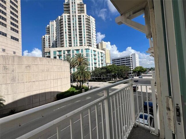 Building Photo - 7275 SW 90th Way