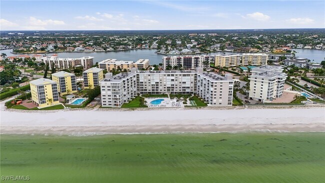 Building Photo - 3443 Gulf Shore Blvd N