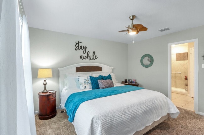 Building Photo - **Stunning 4BR/3BA Home with Dual Primary Ensuites & Modern Upgrades!**