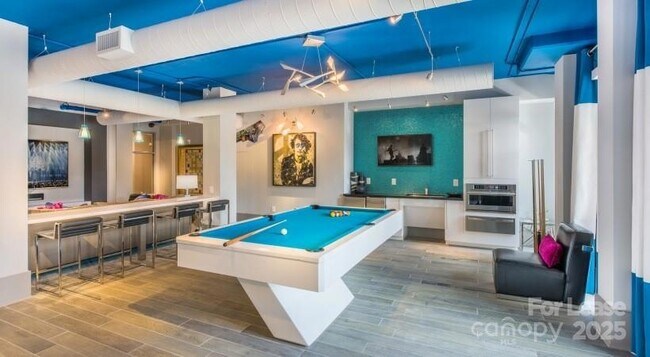 Building Photo - 606 Nc Music Factory Boulevard