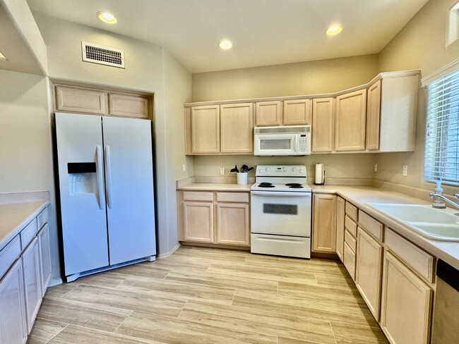 Building Photo - 655 W Vistoso Highlands Dr