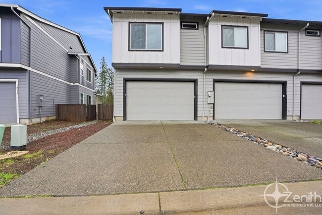 Building Photo - 18212 NE 47th Ave