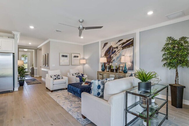 Building Photo - 748 Ravello Blvd