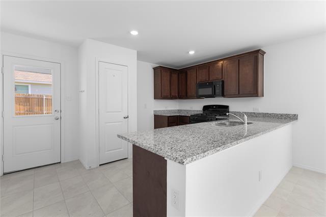 Building Photo - 1361 Mahogany Ln