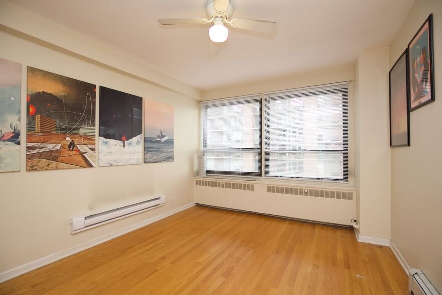 Building Photo - 4180 N Marine Dr