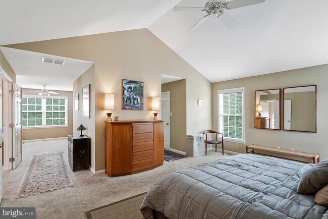 Building Photo - 12405 Willow Falls Dr