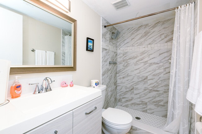 Building Photo - 246 Timberline Trail