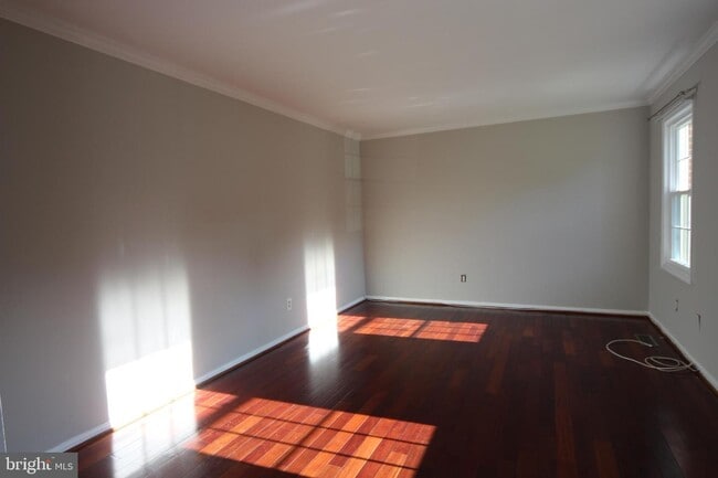 Building Photo - 6463 Honey Tree Ct