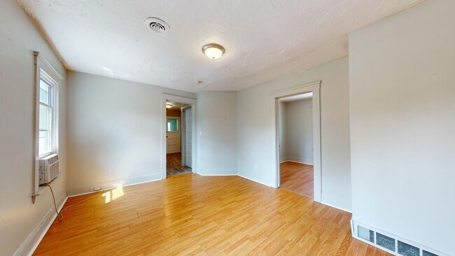 Building Photo - 3326 W.30th