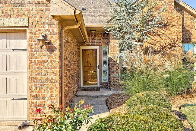 Building Photo - 2101 Kendal Ct