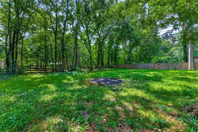 Building Photo - 18747 Woodridge Dr