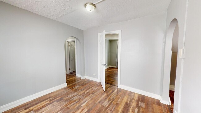 Building Photo - 3523 Walton Ave