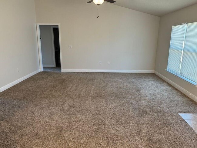 Building Photo - 2148 Angel Fish Loop