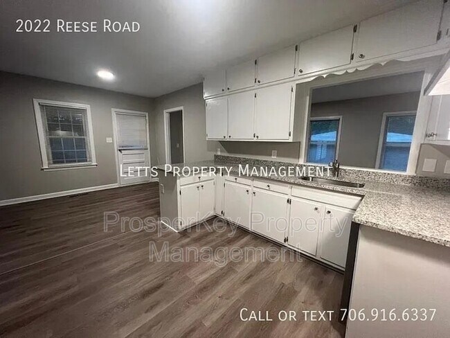 Building Photo - 2022 Reese Rd