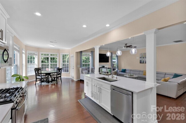 Building Photo - 9312 Ardrey Woods Dr
