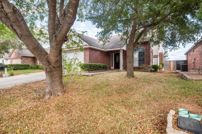 Building Photo - 3709 Crownover St