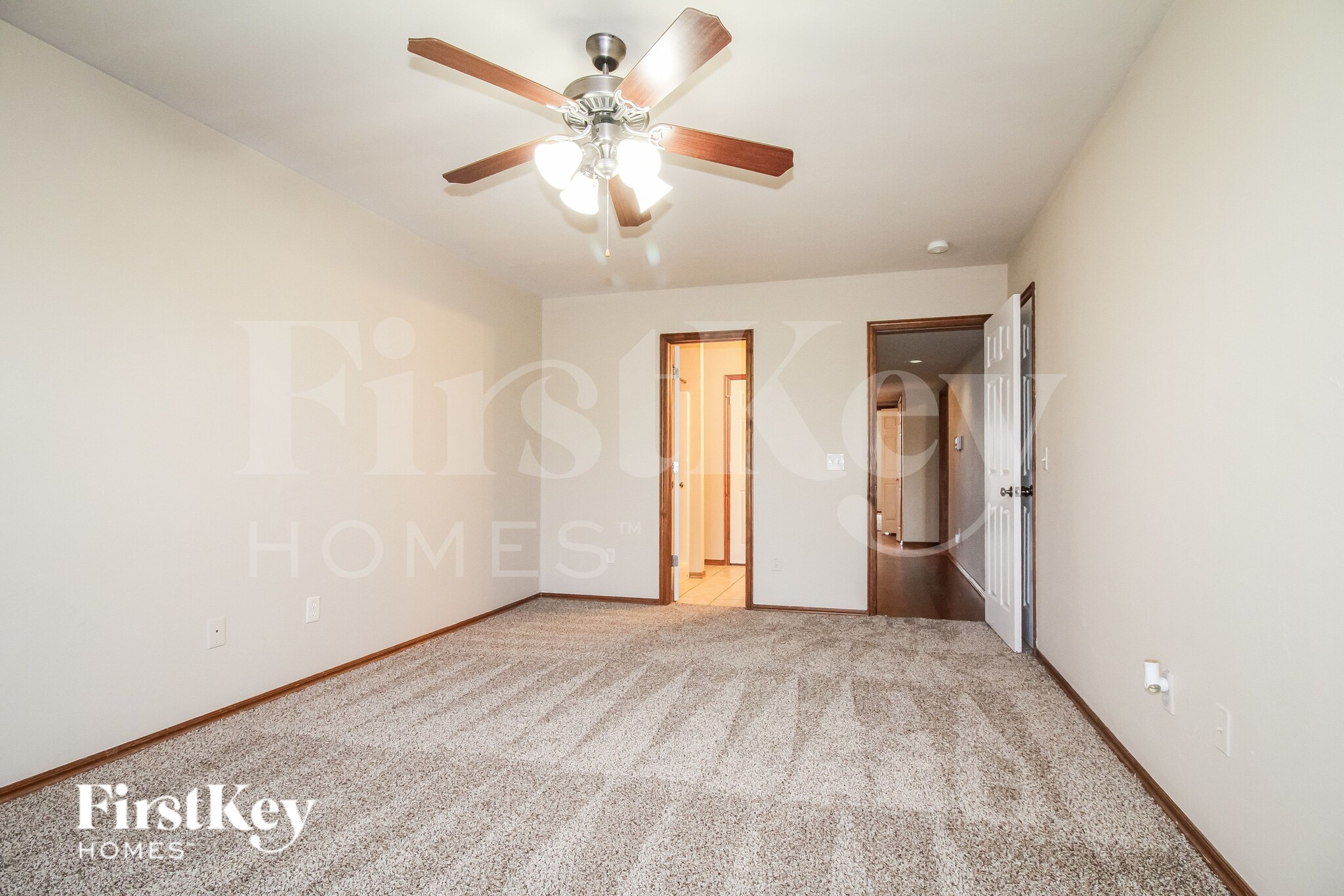 Building Photo - 2504 Tyler Ln