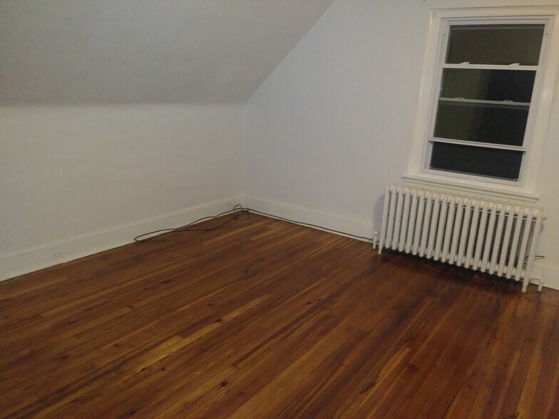 Building Photo - 331 Harrison Ave
