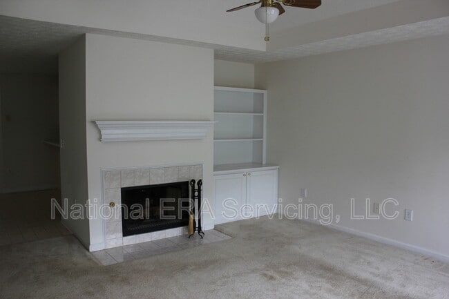Building Photo - 30 Allen Oaks Way