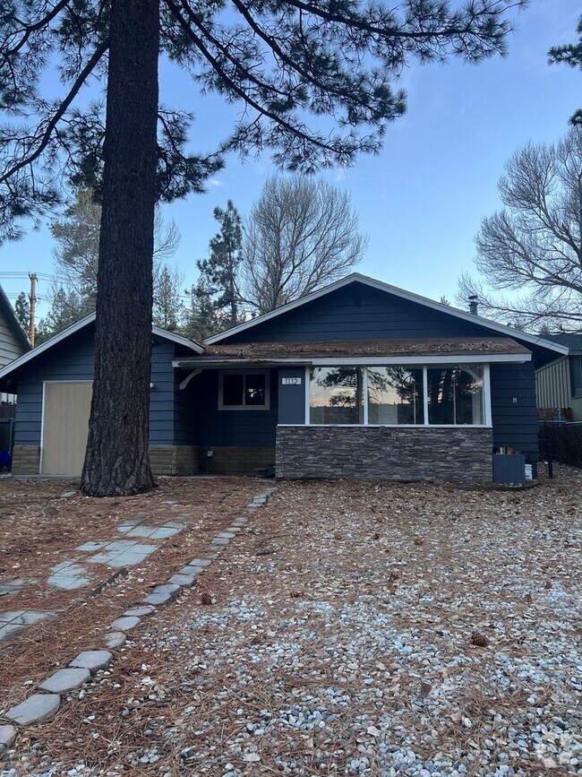 Building Photo - Big Bear Home with Jacuzzi