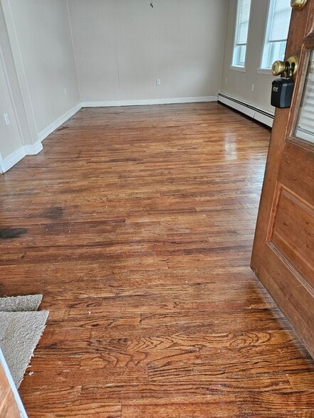 Building Photo - 46-101 E Hummelstown St