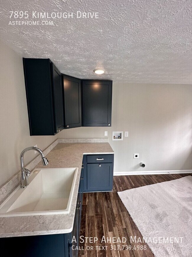 Building Photo - 7895 Kimlough Dr