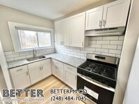 Building Photo - Spacious 3-Bedroom with Finishes You'll Love!