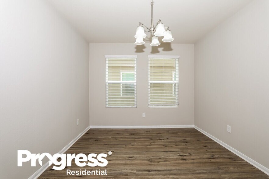 Building Photo - 16738 N Gull Dr