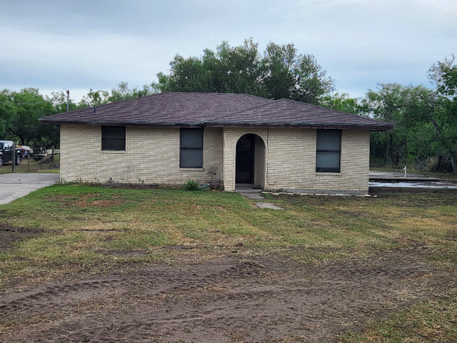Building Photo - 212 County Rd 2163 W