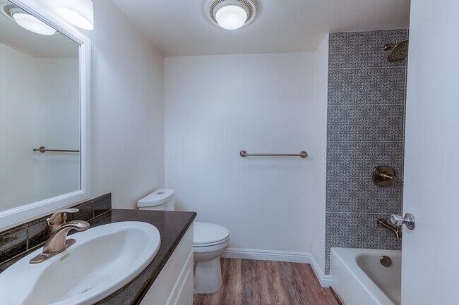 Building Photo - 2747 S Kihei Rd