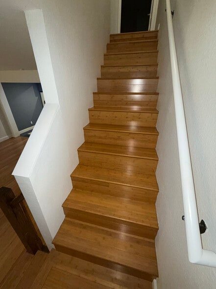 Building Photo - 28 Chesley Ave