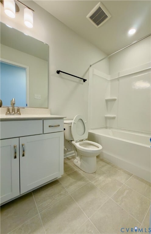 Building Photo - 121 This Wy