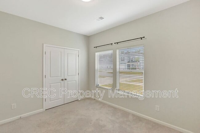 Building Photo - 494 Spanish Wells Rd