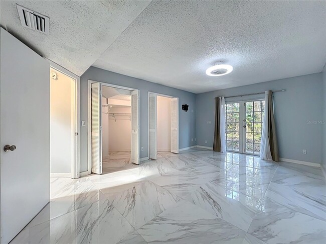 Building Photo - 622 Anhinga Rd