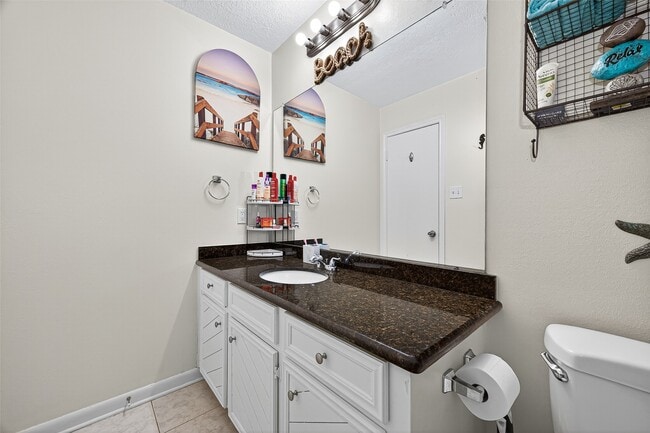 Building Photo - 4006 Dover St