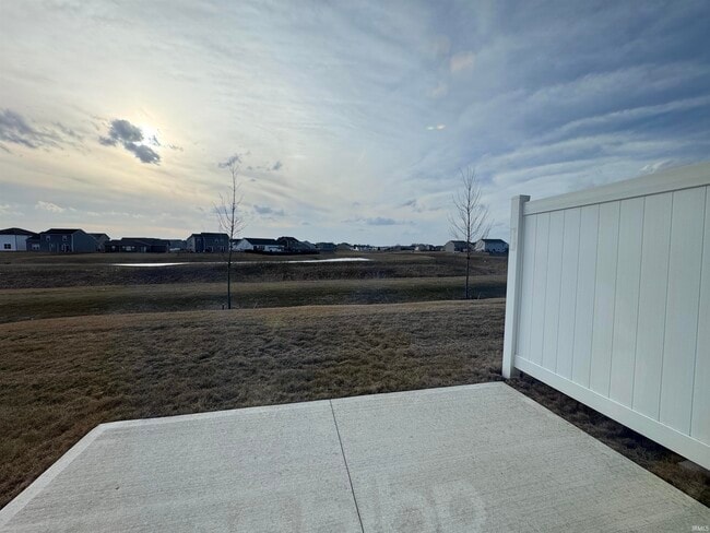 Building Photo - 3595 Canal Square Dr