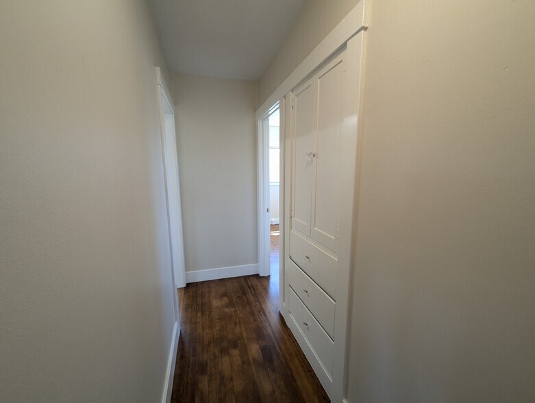 Building Photo - 211 Freitas Rd