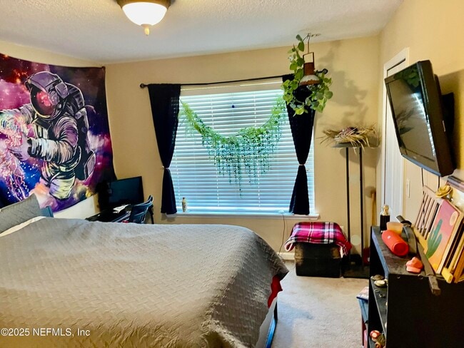 Building Photo - 480 Cabernet Pl