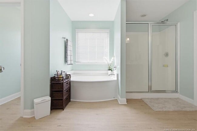 Building Photo - 90 Countryside Dr