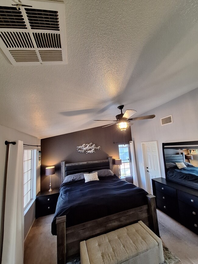 Building Photo - 7701 Donald Nelson Ave