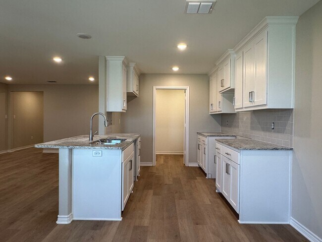 Building Photo - 14574 CR 2191