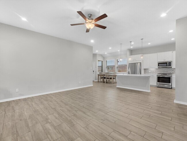 Building Photo - 731 Lacebark Elm Trl