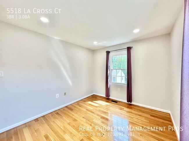 Building Photo - 5518 La Cross Ct