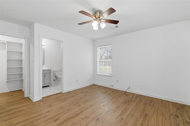 Building Photo - 227 W Murray St