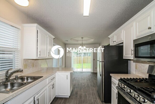 Building Photo - 3 Bedroom Pet-Friendly Home in OKLAHOMA CI...