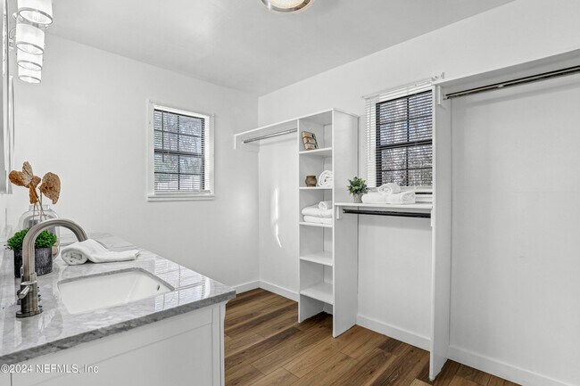 Building Photo - 54221 Cravey Rd