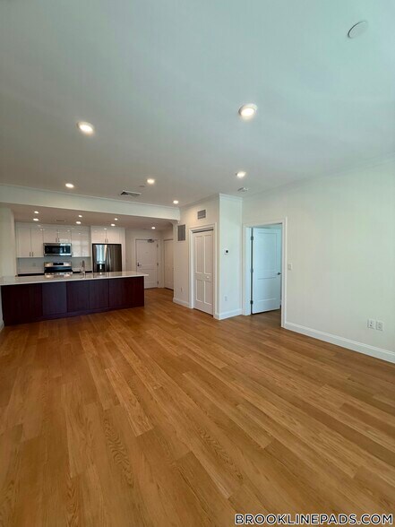 Primary Photo - 120 Gerry Rd